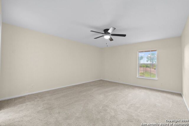 Listing photo id 16 for 6123 Farragut