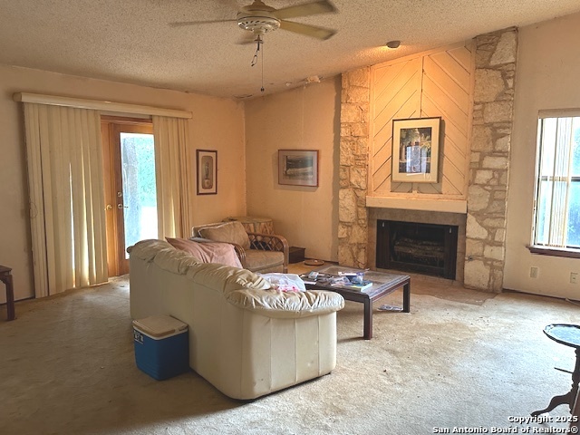 Image 14 of 29 For 15511 Elm Park