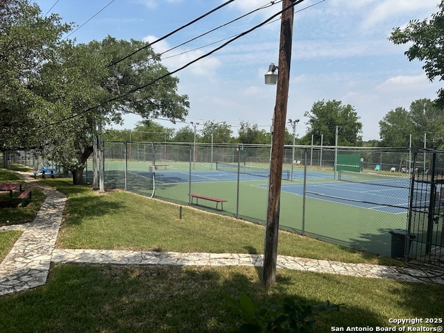 Image 28 of 29 For 15511 Elm Park