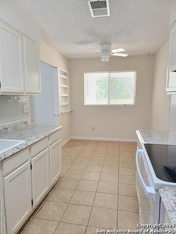 Image 4 of 10 For 4150 Winesap Dr.
