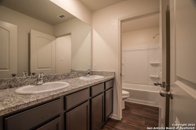 Image 26 of 35 For 3882 Trail De Paris