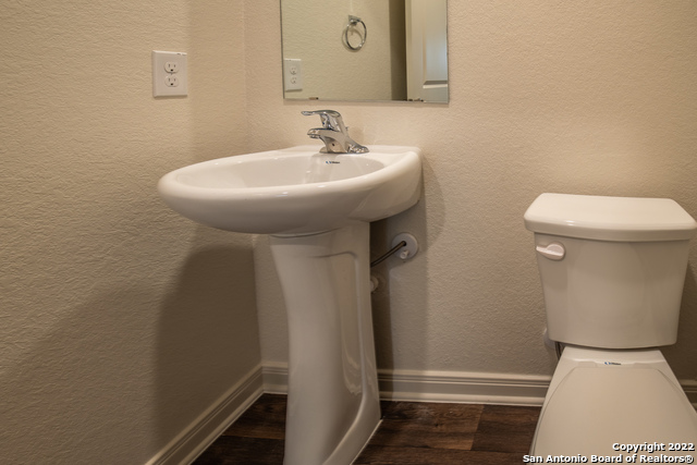 Image 33 of 35 For 3882 Trail De Paris