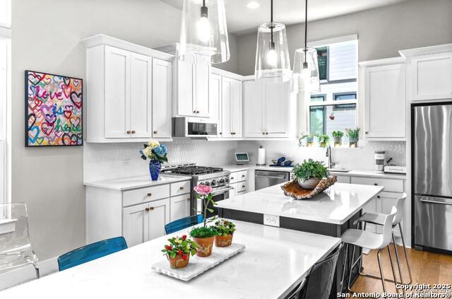 Image 15 of 30 For 1510 St Mary St #101 S