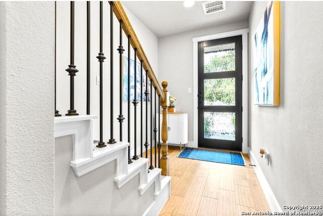 Image 5 of 30 For 1510 St Mary St #101 S