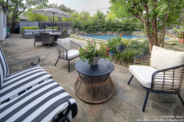 Listing photo id 18 for 2623 Crow Valley