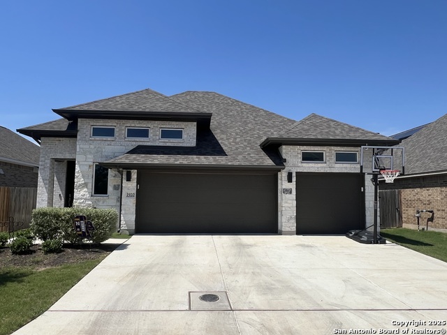 Details for 1920 Creekview, Seguin, TX 78155