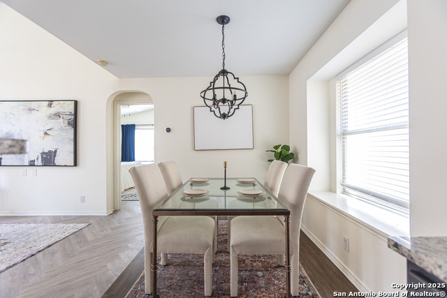 Image 12 of 36 For 4012 Desert Circle