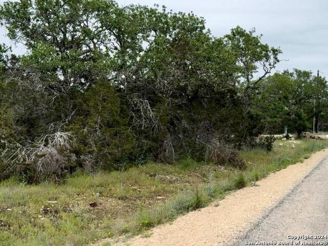 Listing photo id 8 for 343 Serenity Pass