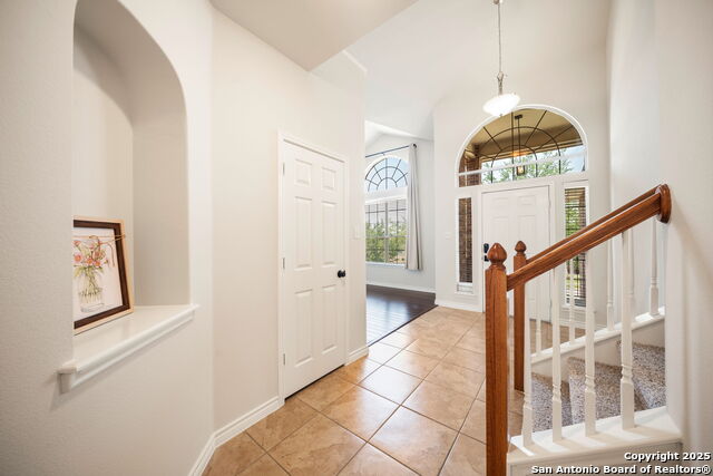 Image 3 of 28 For 17026 Darien Wing