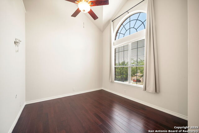 Image 4 of 28 For 17026 Darien Wing