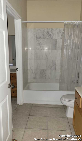 Image 3 of 6 For 6160 Eckhert  107
