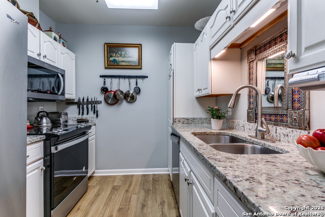 Image 3 of 30 For 1 Towers Park Ln  907