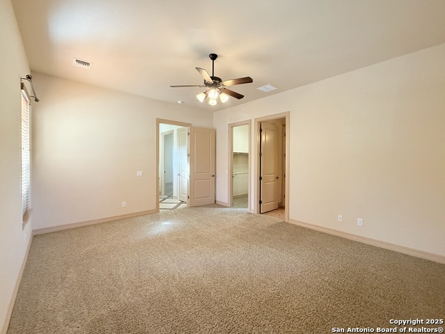 Listing photo id 18 for 4419 Tapia  