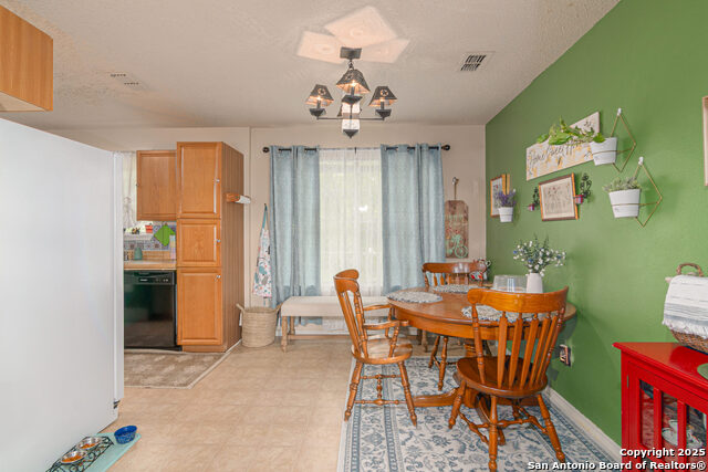 Image 13 of 23 For 926 Zwicke  