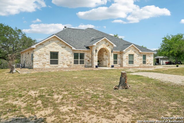 Listing photo id 13 for 346 Broken Arrow