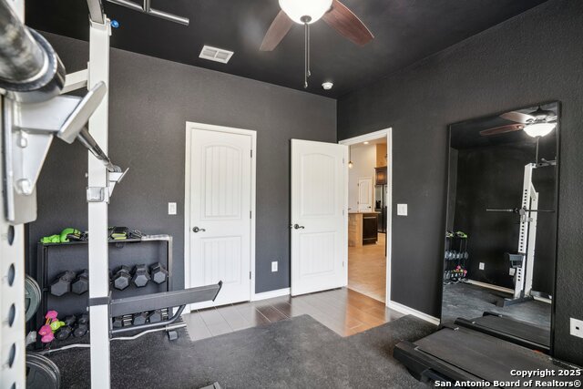 Listing photo id 30 for 346 Broken Arrow