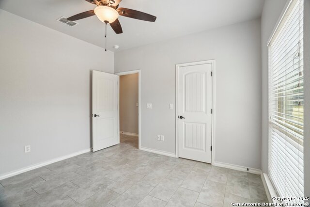 Listing photo id 36 for 346 Broken Arrow