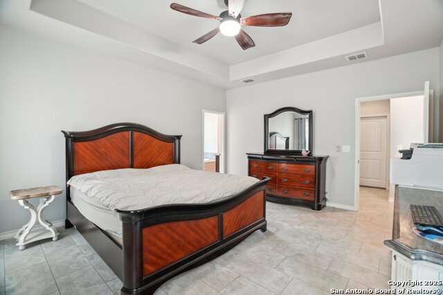 Listing photo id 47 for 346 Broken Arrow