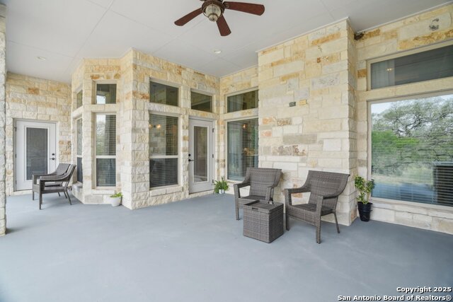 Listing photo id 58 for 346 Broken Arrow