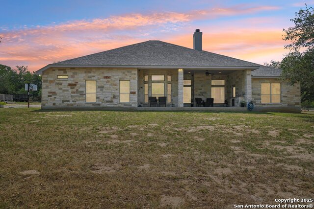 Listing photo id 64 for 346 Broken Arrow