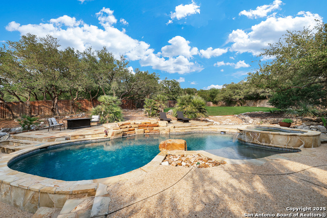 Listing photo id 41 for 7 Caleb Cir