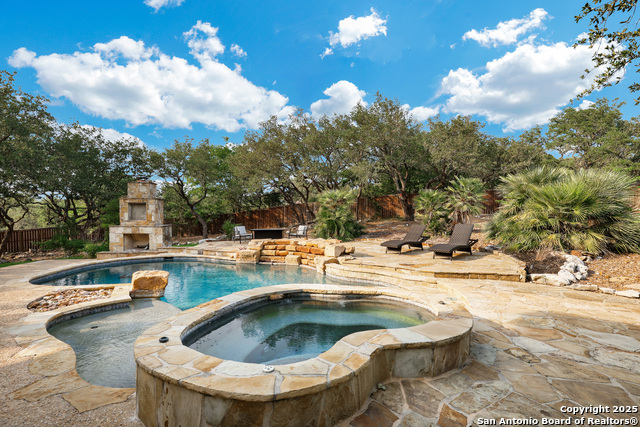 Listing photo id 42 for 7 Caleb Cir