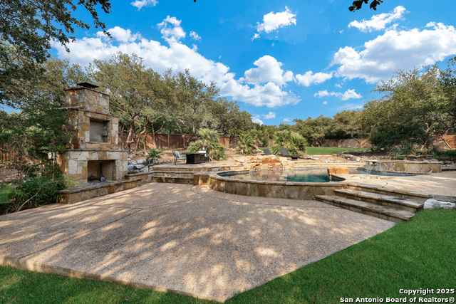 Listing photo id 46 for 7 Caleb Cir