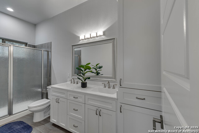 Listing photo id 11 for 3935 Outpost