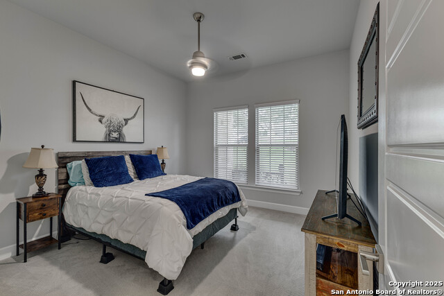 Listing photo id 12 for 3935 Outpost