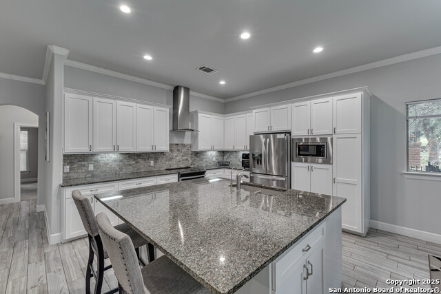 Listing photo id 6 for 3935 Outpost