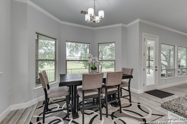 Listing photo id 7 for 3935 Outpost