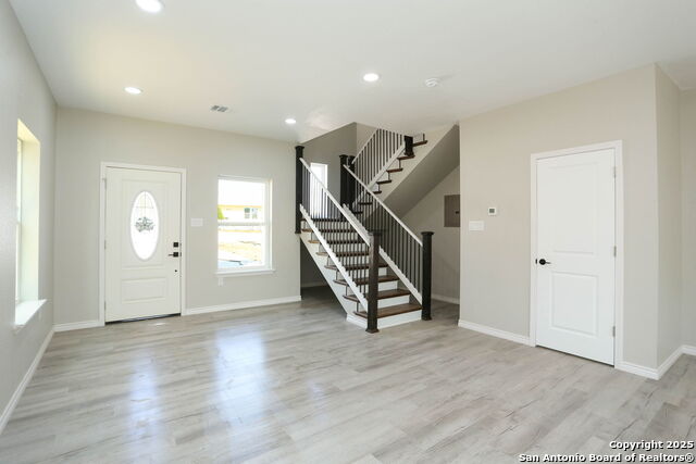 Image 3 of 18 For 656 Canyon Circle