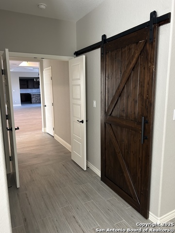 Image 11 of 26 For 108 Estates Dr