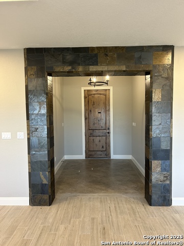 Image 3 of 26 For 108 Estates Dr