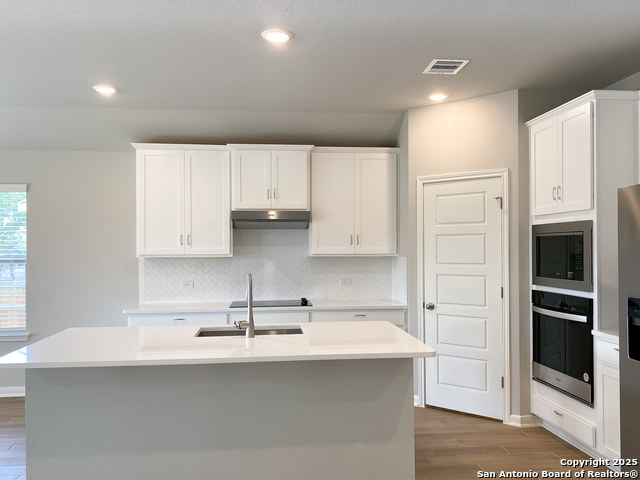 Image 11 of 23 For 29207 Angelfish Blvd.