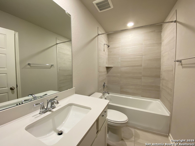 Image 16 of 23 For 29207 Angelfish Blvd.