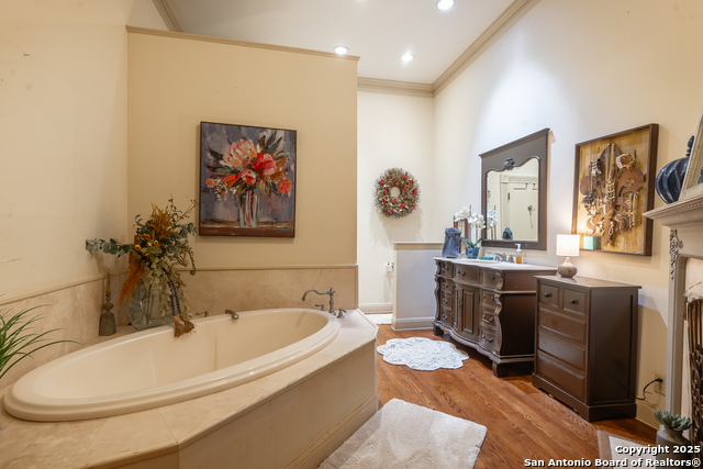 Image 20 of 37 For 529 High N