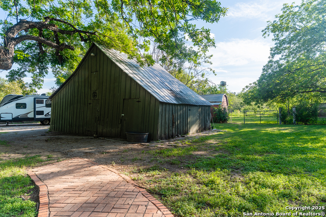 Image 31 of 37 For 529 High N