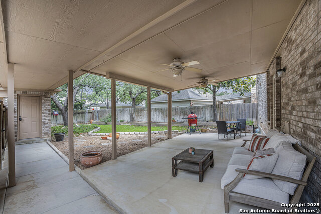 Image 31 of 32 For 13815 Shavano Ridge