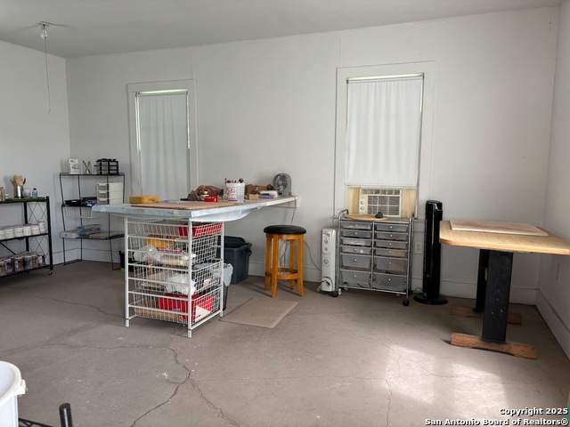 Listing photo id 28 for 345 Westminster