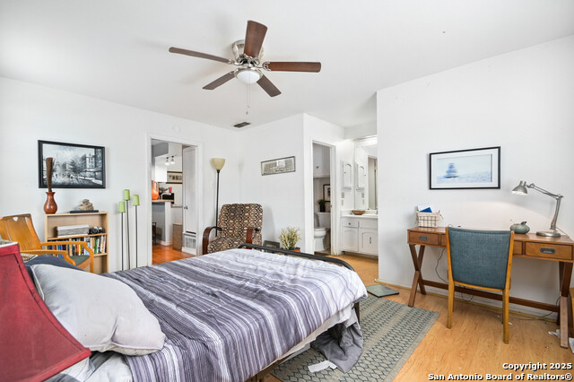 Image 12 of 16 For 2811 Woodbury  106