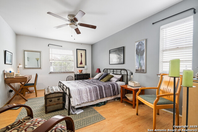 Image 14 of 16 For 2811 Woodbury  106