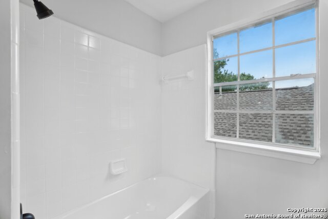 Image 46 of 57 For 8750 London Hts