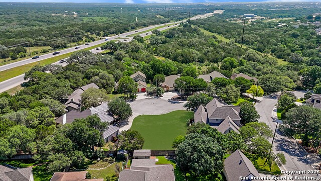 Image 11 of 12 For 807 Elmwood Cove