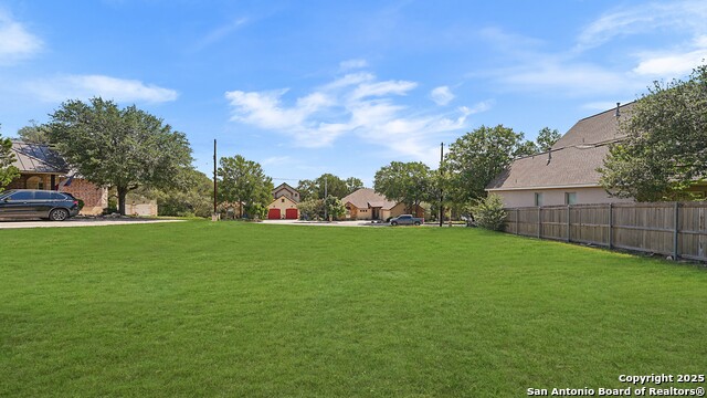 Image 6 of 12 For 807 Elmwood Cove