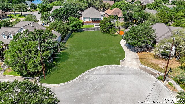 Image 8 of 12 For 807 Elmwood Cove