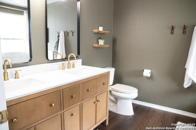 Image 26 of 42 For 11206 Denae Dr.