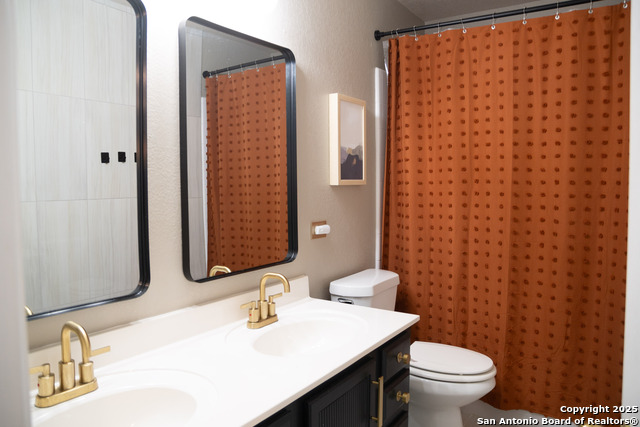 Image 39 of 42 For 11206 Denae Dr.