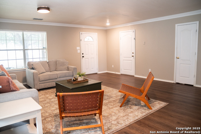 Image 5 of 42 For 11206 Denae Dr.