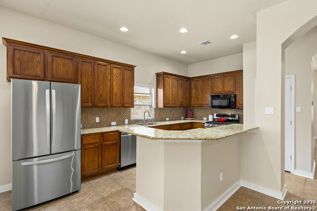 Image 18 of 38 For 26718 Trinity Hill